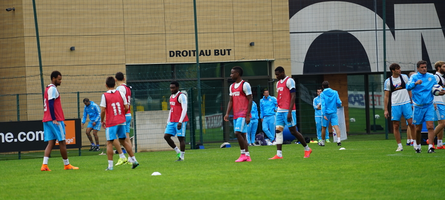 groupe-entrainement-chasubles