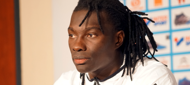 Bafé Gomis en conférence de presse au centre RLD - Photo @FCMarseille