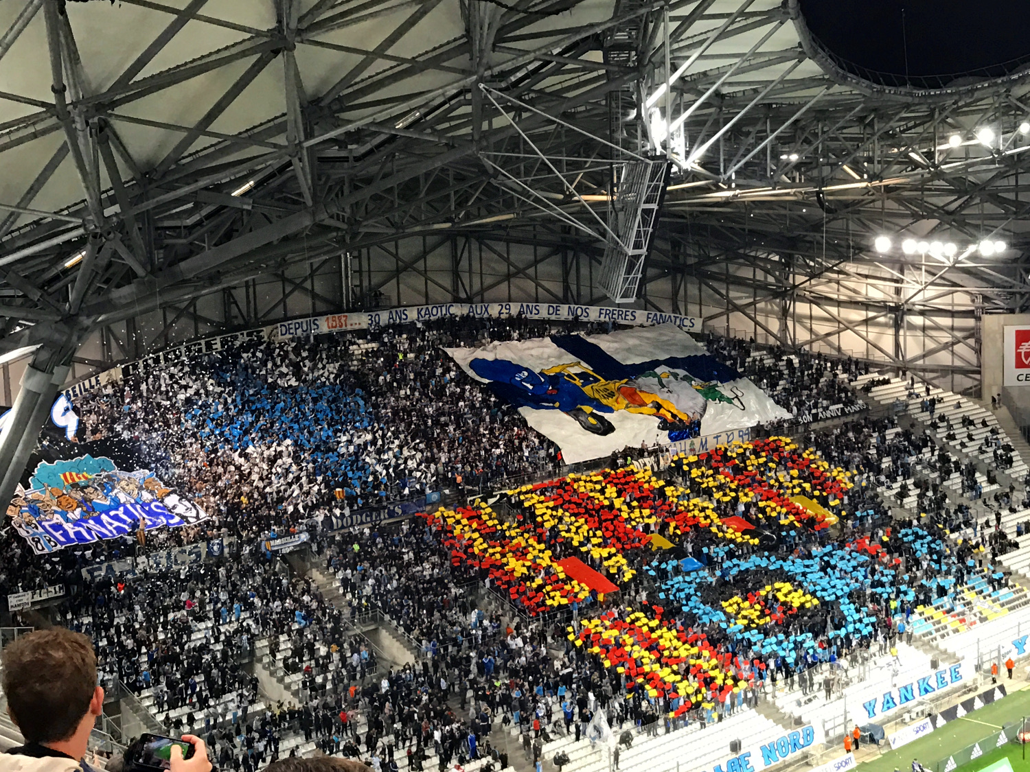 Le tifo du virage nord