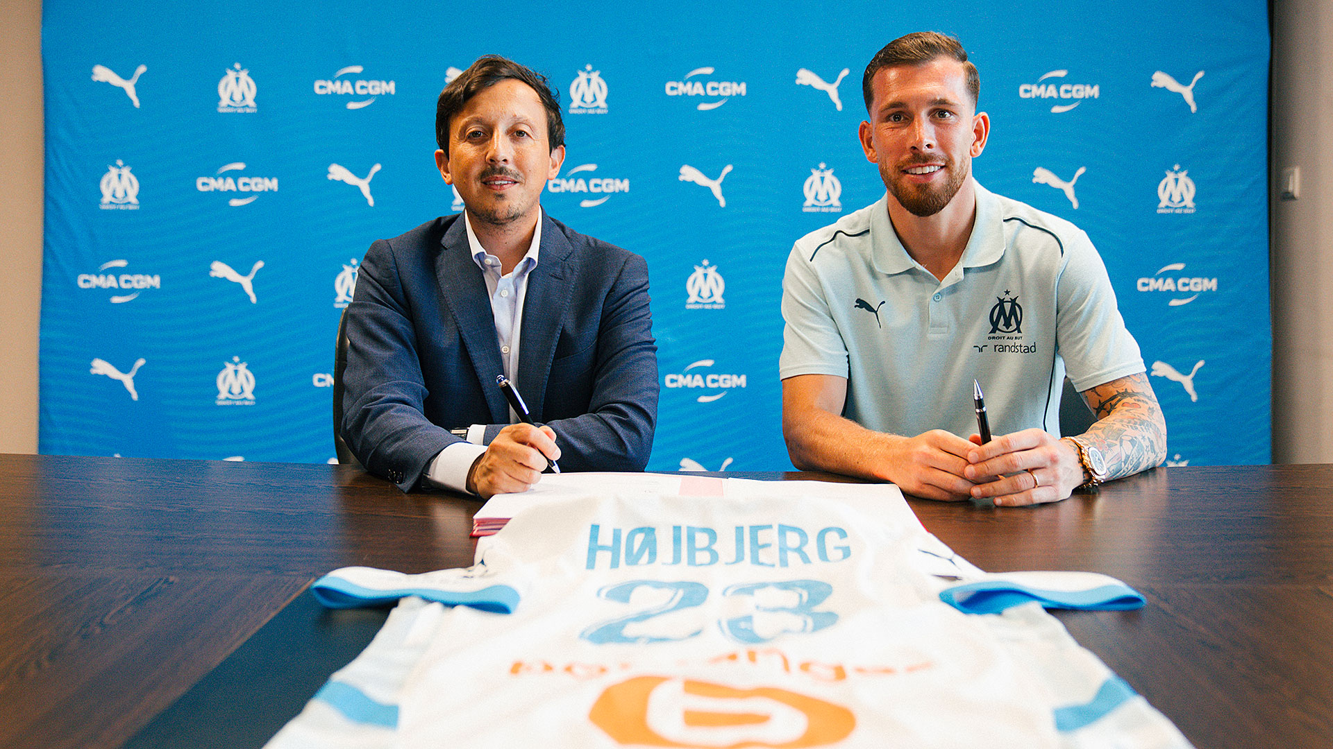 OM - Un maillot spécial pour les 120 ans du club OM - Un maillot spécial pour les 120 ans du club