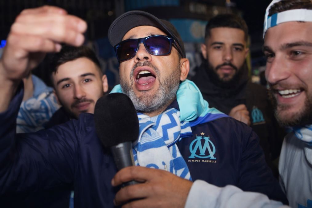 OM – Liverpool (0-3) : Supporters marseillais en colère 😡 ! Une honte ! Pavard visé ! (FAN CAM)